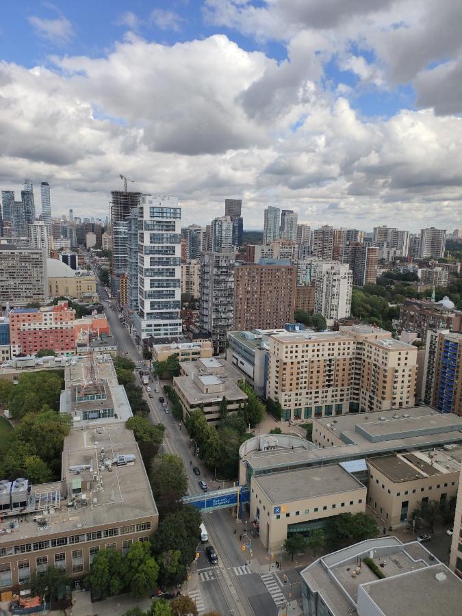 Toronto Metropolitan University-Daphne Cockwell Complex Residence Kültér fotó