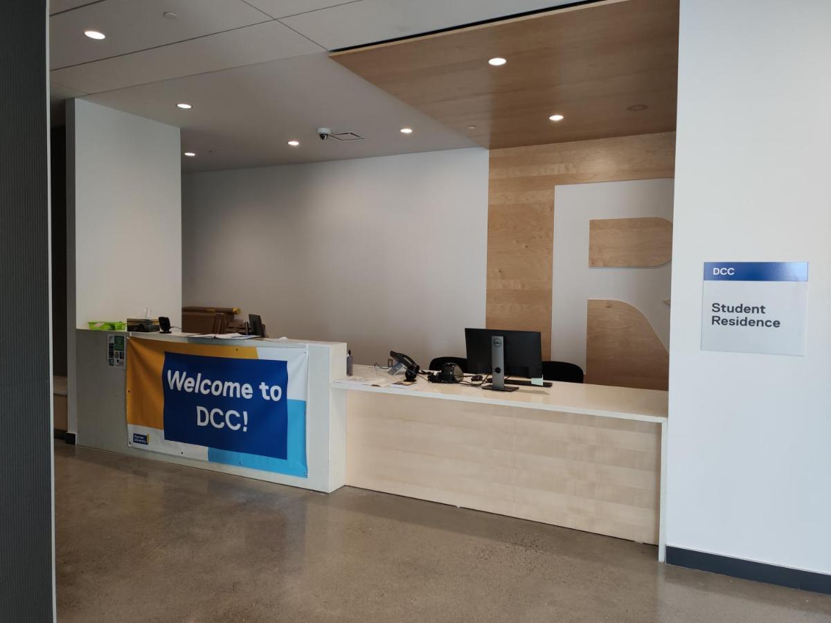 Toronto Metropolitan University-Daphne Cockwell Complex Residence Kültér fotó