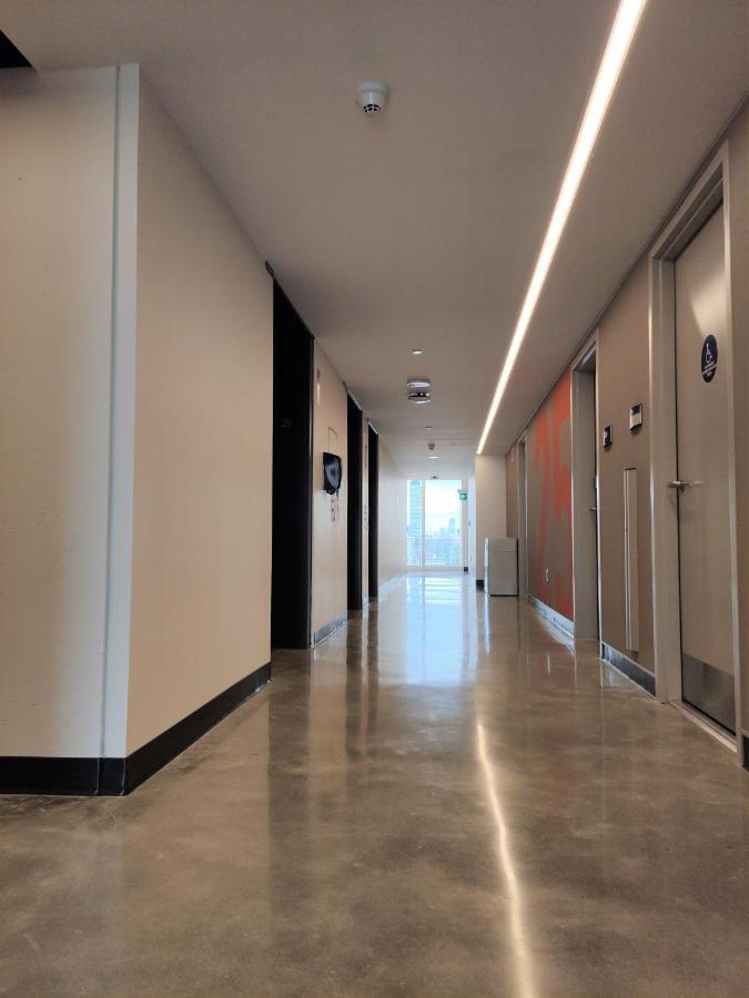 Toronto Metropolitan University-Daphne Cockwell Complex Residence Kültér fotó