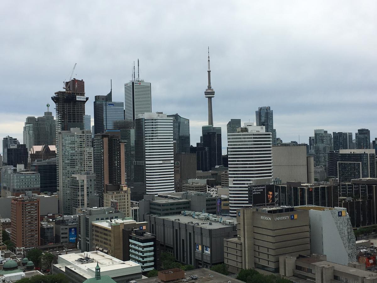 Toronto Metropolitan University-Daphne Cockwell Complex Residence Kültér fotó