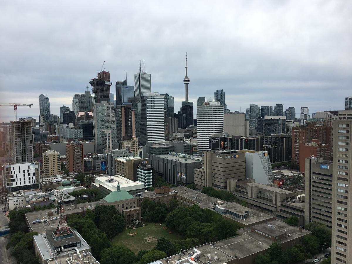 Toronto Metropolitan University-Daphne Cockwell Complex Residence Kültér fotó