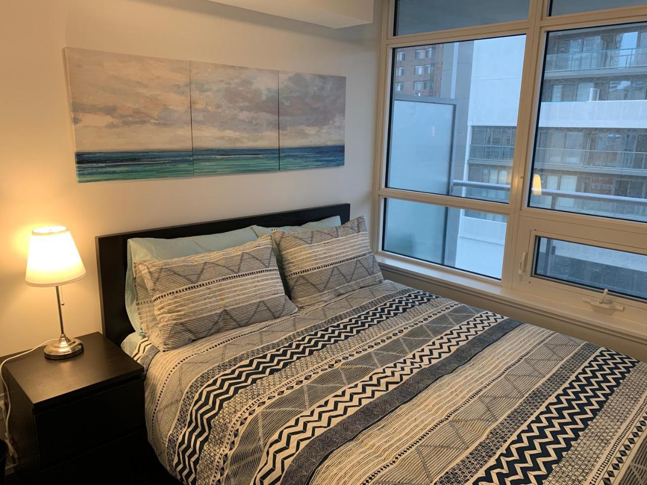 Toronto Metropolitan University-Daphne Cockwell Complex Residence Kültér fotó