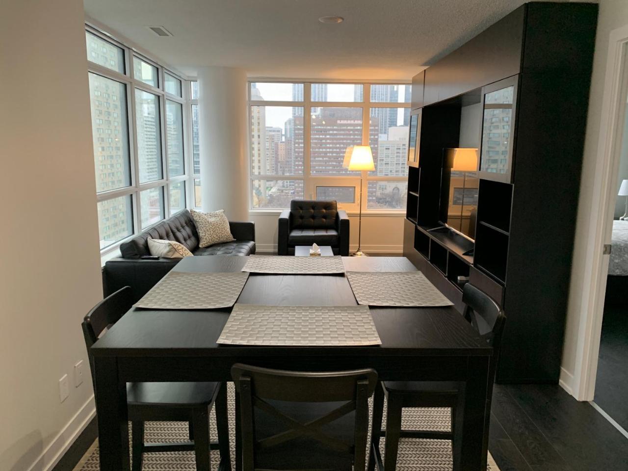 Toronto Metropolitan University-Daphne Cockwell Complex Residence Kültér fotó